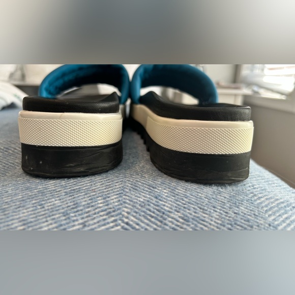 Cougar Prato Water-Repellent Sandal, leather strap, size 11 - Picture 2 of 7